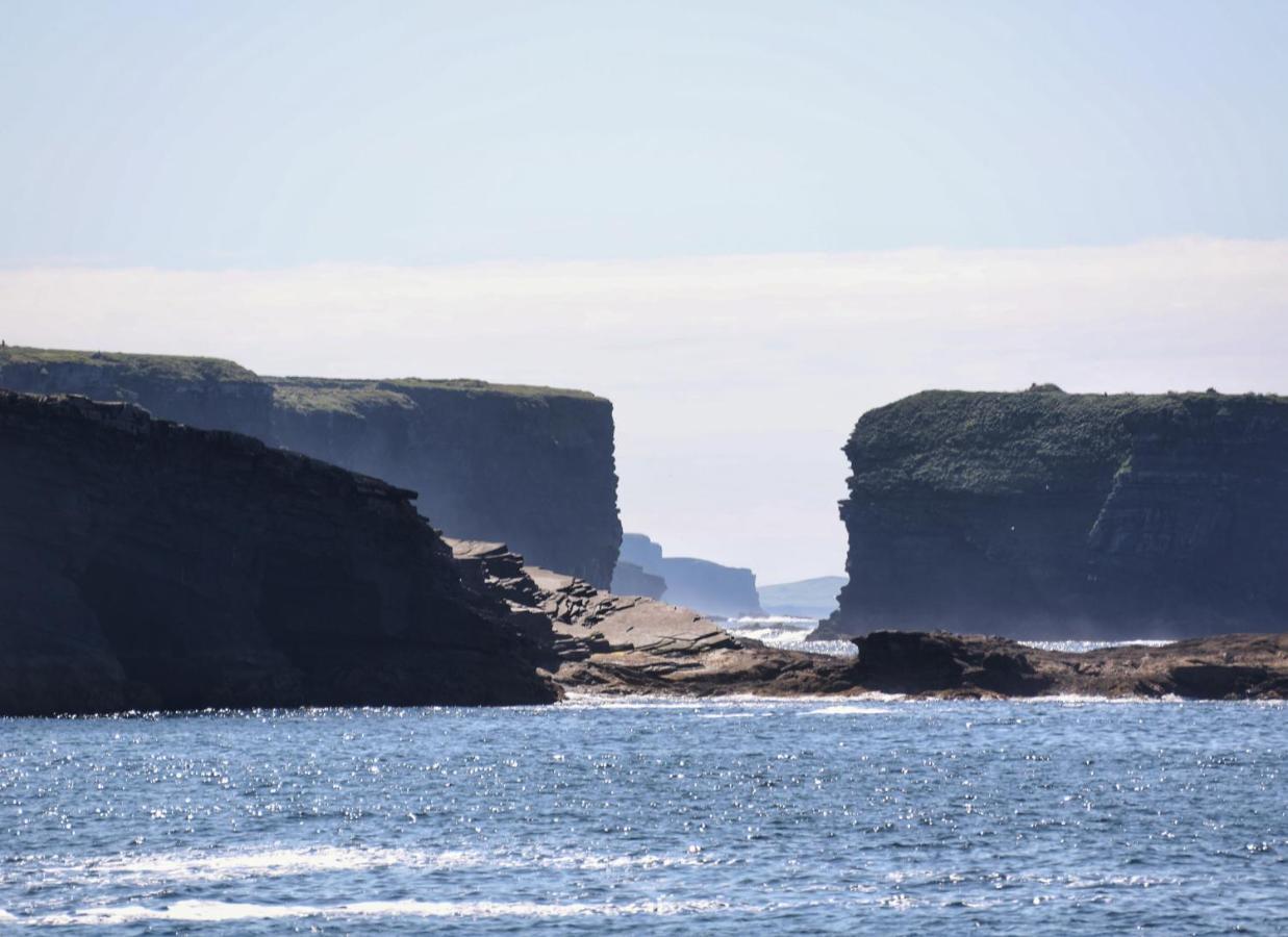Kilkee Townhouse By Trident Holiday Homes Bagian luar foto