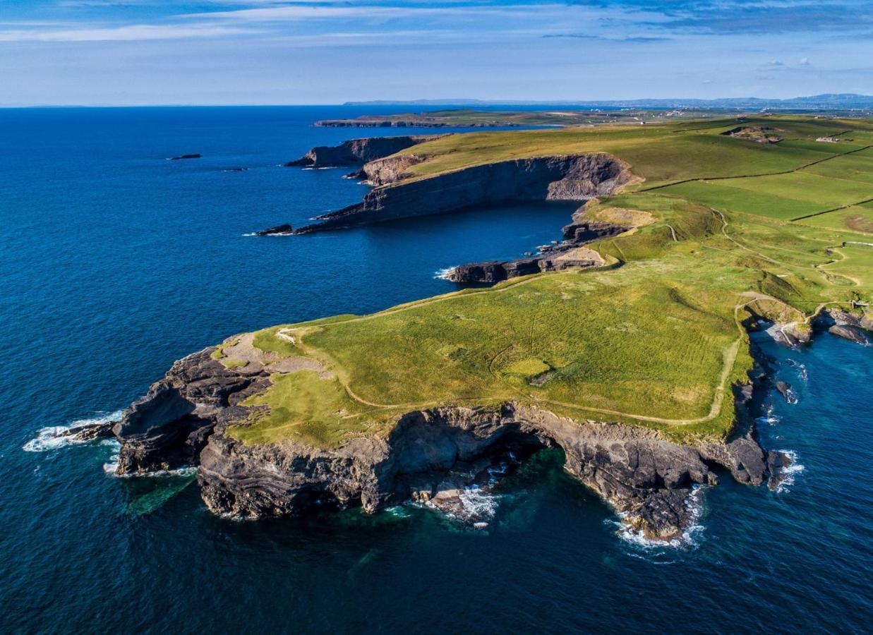 Kilkee Townhouse By Trident Holiday Homes Bagian luar foto