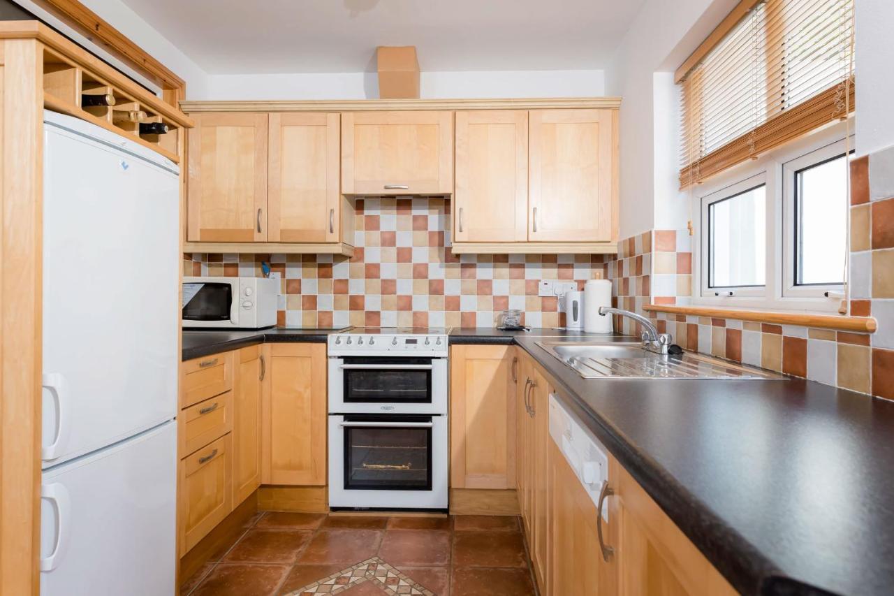 Kilkee Townhouse By Trident Holiday Homes Bagian luar foto