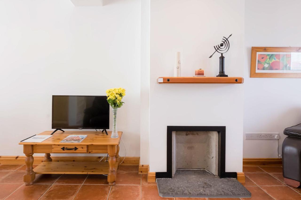 Kilkee Townhouse By Trident Holiday Homes Bagian luar foto
